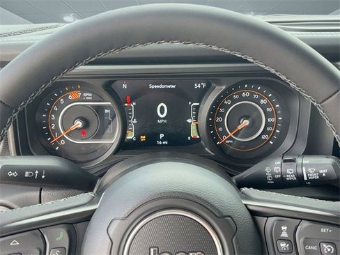 New 2026 Jeep Wrangler Unlimited Rubicon image 19