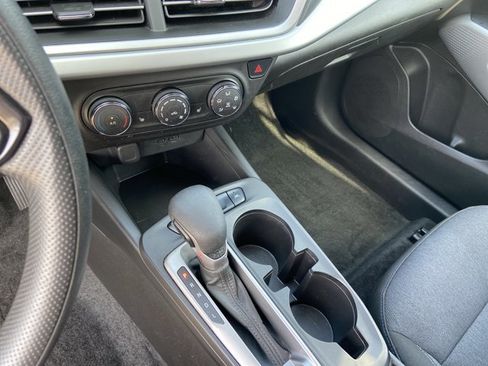 Used 2024 Chevrolet Trax LS w/ LS Convenience Package image 37