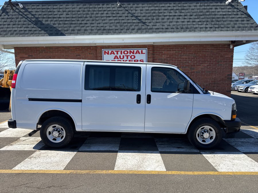 Used 2019 Chevrolet Express 2500 w/ Driver Convenience Package RWD image 2