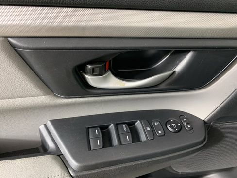 Used 2020 Honda CR-V LX image 14
