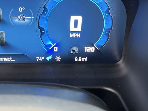 New 2025 Ford Bronco Badlands image 14