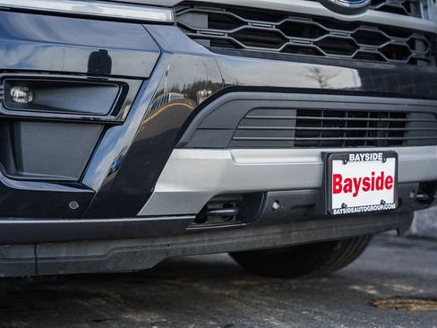 Used 2023 Ford Expedition XLT image 18