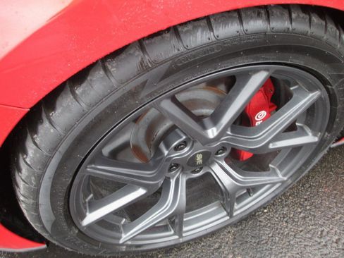 Used 2016 Ford Mustang GT Premium w/ Equipment Group 401A image 10