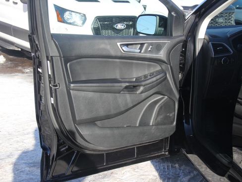 Certified 2024 Ford Edge SEL image 26