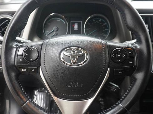 Used 2016 Toyota RAV4 XLE w/ Convenience Package AWD/4WD image 12
