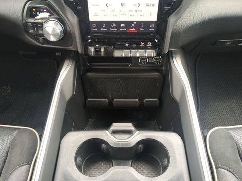 Certified 2024 RAM 1500 Laramie AWD/4WD image 21