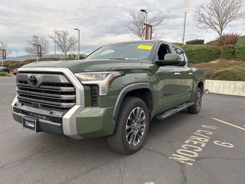 Used 2022 Toyota Tundra Limited image 2