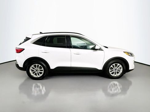 Used 2020 Ford Escape SE FWD image 7