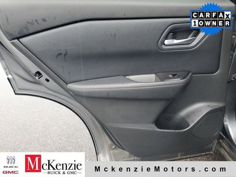 Used 2024 Nissan Rogue SV AWD/4WD image 23