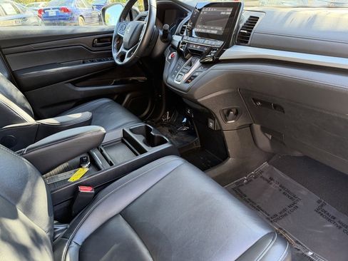 Used 2024 Honda Odyssey EX-L image 11