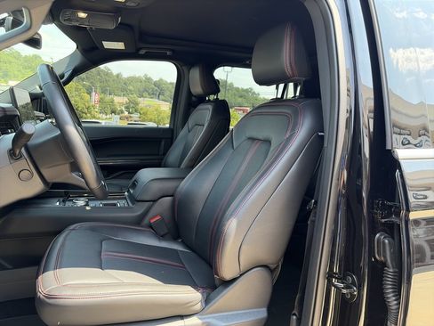 Used 2023 Ford Expedition Limited RWD image 14