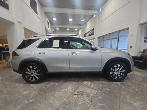 Certified 2025 Mercedes-Benz GLE 350 4MATIC image 4