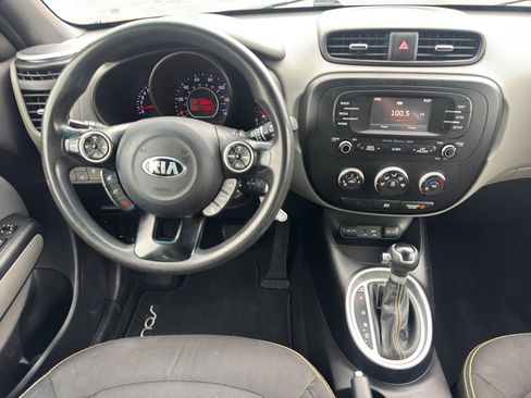 Used 2016 Kia Soul + w/ Eco Package FWD image 12