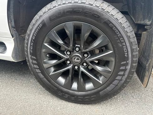 Used 2021 Lexus GX 460 Premium w/ Premium Package AWD/4WD image 4