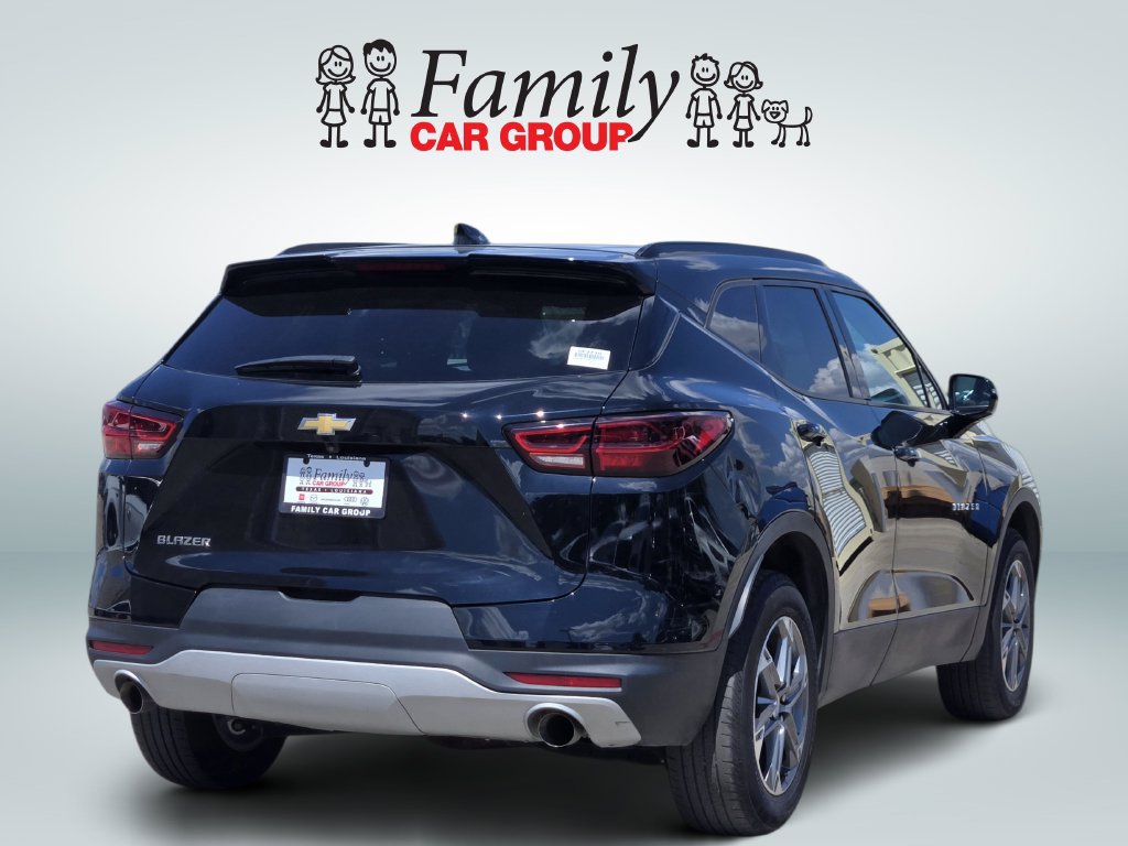 Used 2024 Chevrolet Blazer LT w/ LPO, Floor Liner Package FWD image 4