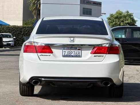 Used 2015 Honda Accord Sport image 5