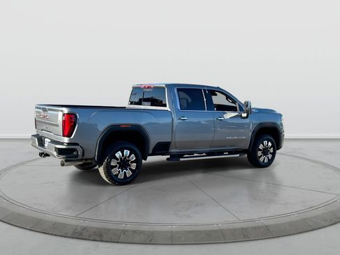 Used 2024 GMC Sierra 2500 Denali w/ Denali Reserve Package AWD/4WD image 8