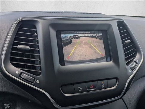 Used 2021 Jeep Cherokee Latitude Lux AWD/4WD image 13