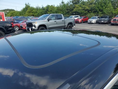 Used 2019 Mercedes-Benz C 300 Sedan image 11