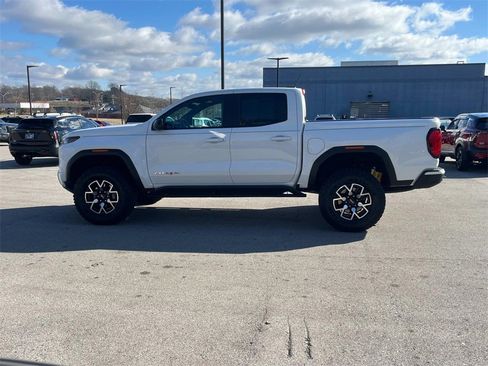 Used 2024 GMC Canyon AT4X image 7