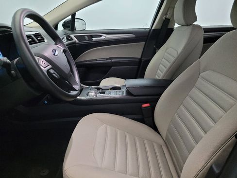 Used 2018 Ford Fusion S image 17