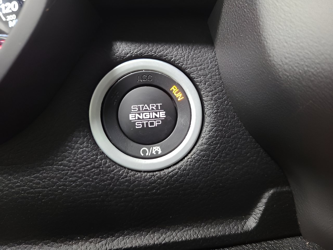 Used 2021 RAM 1500 Laramie w/ Sport Appearance Package AWD/4WD image 37