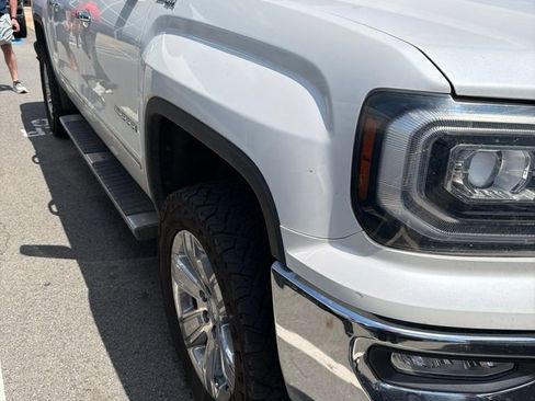 Used 2018 GMC Sierra 1500 SLT AWD/4WD image 10