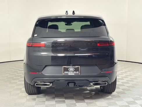 New 2026 Land Rover Range Rover Sport SE AWD/4WD image 4