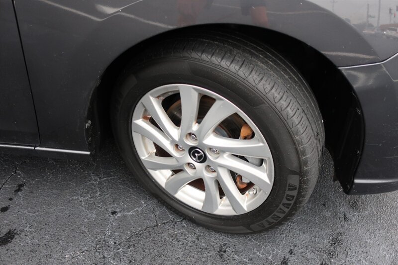 Used 2014 MAZDA MAZDA5 Sport FWD image 29