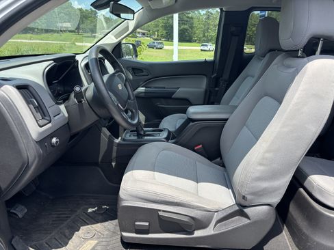 Used 2016 Chevrolet Colorado W/T w/ WT Convenience Package RWD image 6