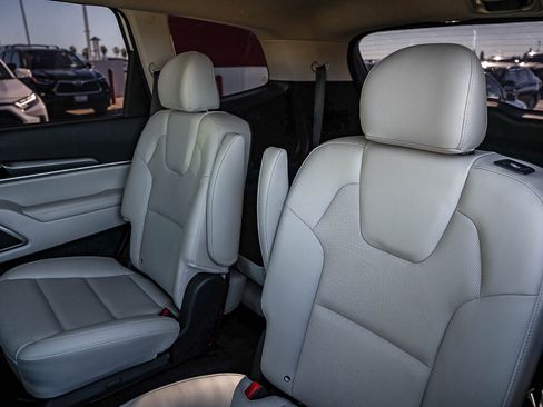Used 2022 Kia Telluride S image 20
