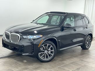 Used 2025 BMW X5 xDrive40i w/ M Sport Package video 1