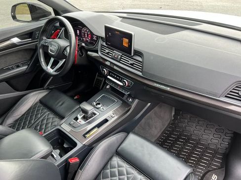 Used 2019 Audi SQ5 Premium Plus w/ Premium Plus Package image 38