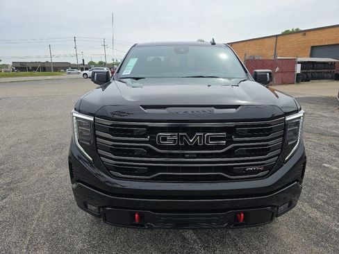 New 2026 GMC Sierra 1500 AT4 AWD/4WD image 2