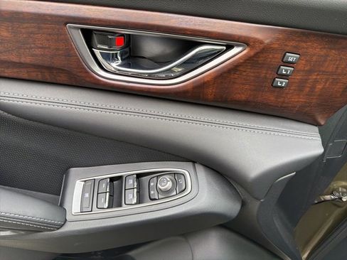 Used 2023 Subaru Ascent Touring image 44