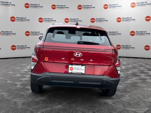 New 2026 Hyundai Kona SE FWD image 6