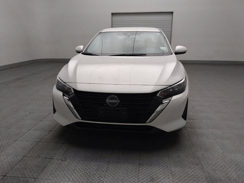 Used 2024 Nissan Sentra SV FWD image 15