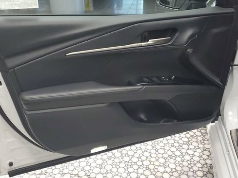 Used 2025 Toyota Camry XSE FWD image 21