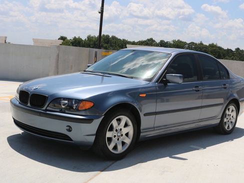 Used 2004 BMW 325xi Sedan AWD/4WD image 28