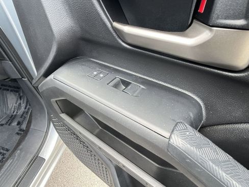 Used 2025 Toyota Tacoma TRD Off-Road image 34