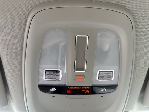 Used 2026 Volvo XC60 B5 Ultra w/ Protection Package Premier image 29