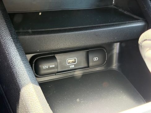 Used 2024 Kia Forte LXS FWD image 9