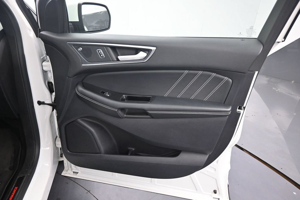 Used 2020 Ford Edge ST w/ Equipment Group 401A AWD/4WD image 23