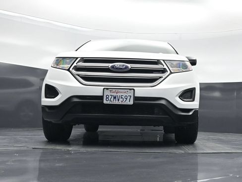 Used 2017 Ford Edge SE FWD image 39