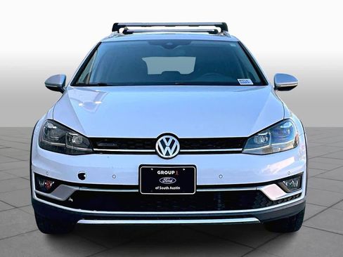 Used 2018 Volkswagen Golf Alltrack SEL image 3