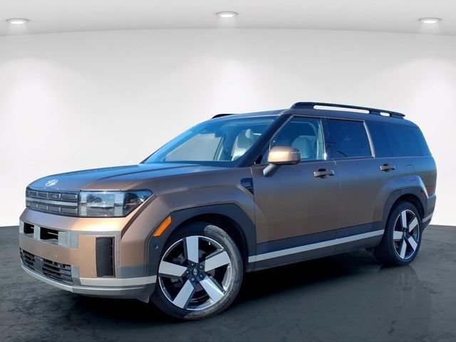 Used 2024 Hyundai Santa Fe Limited FWD image 2