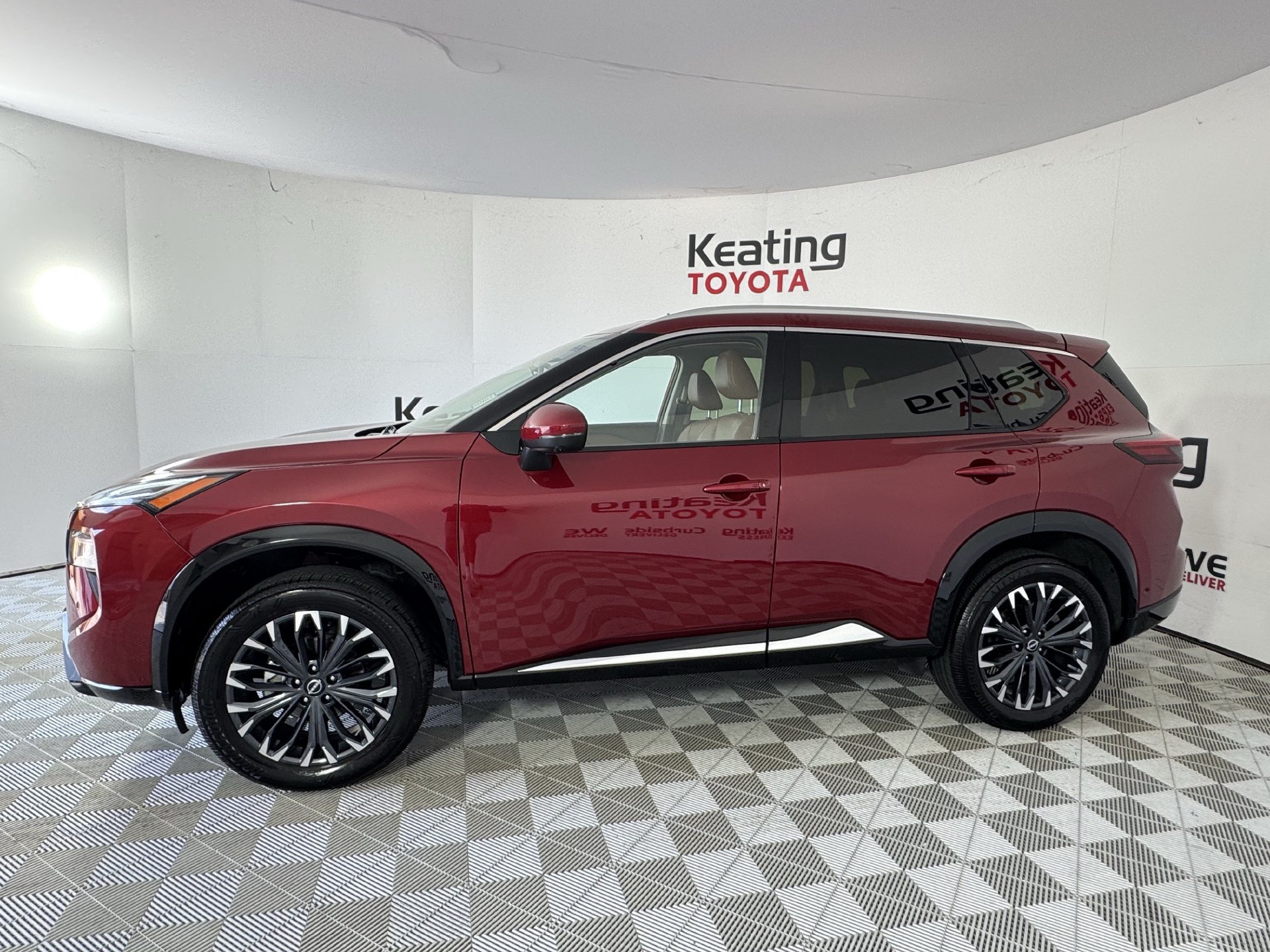 Used 2026 Nissan Rogue Platinum w/ Platinum Premium Package AWD/4WD image 8