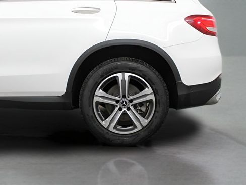 Used 2019 Mercedes-Benz GLC 300 image 41