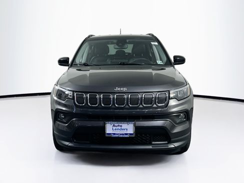 Used 2022 Jeep Compass Latitude AWD/4WD image 2
