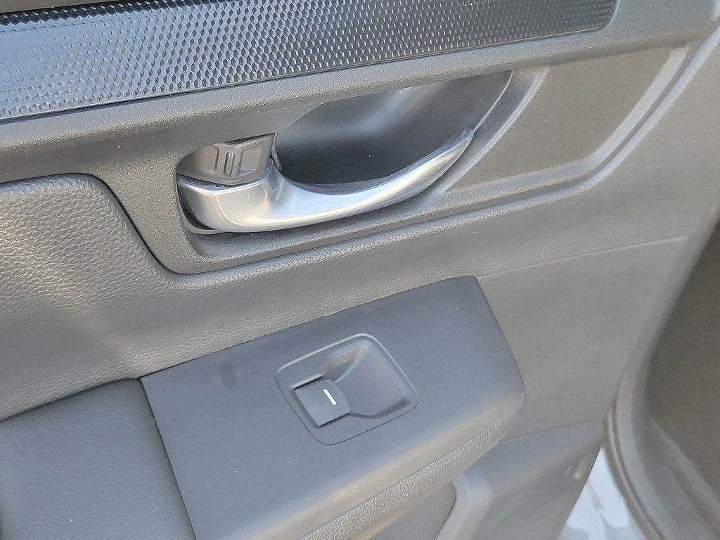Used 2024 Honda CR-V LX image 12